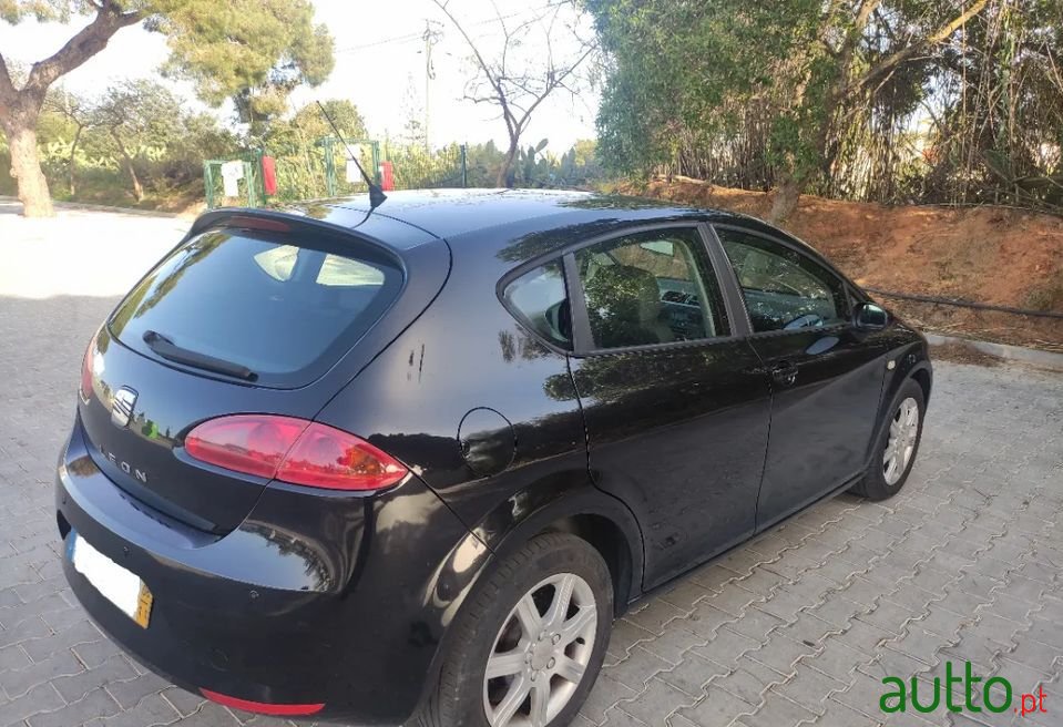 2006' SEAT Leon photo #4