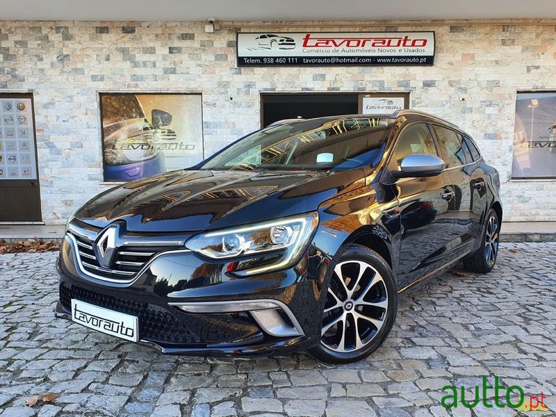 2018' Renault Megane Sport Tourer photo #1