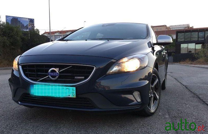 2014' Volvo V40 photo #1