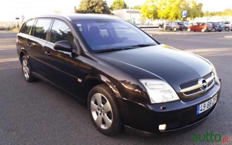 2004' Opel Vectra Caravan photo #2