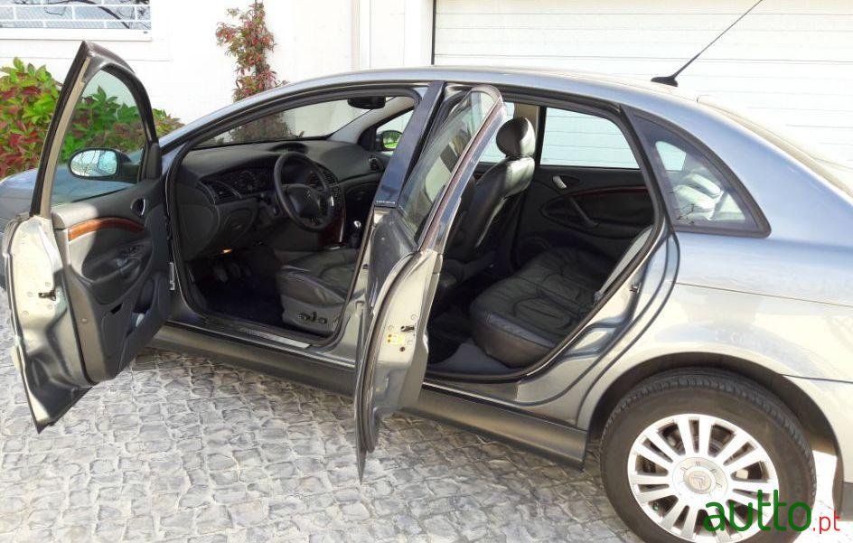 2004' Citroen C5 2.2 Hdi Exclusive photo #1