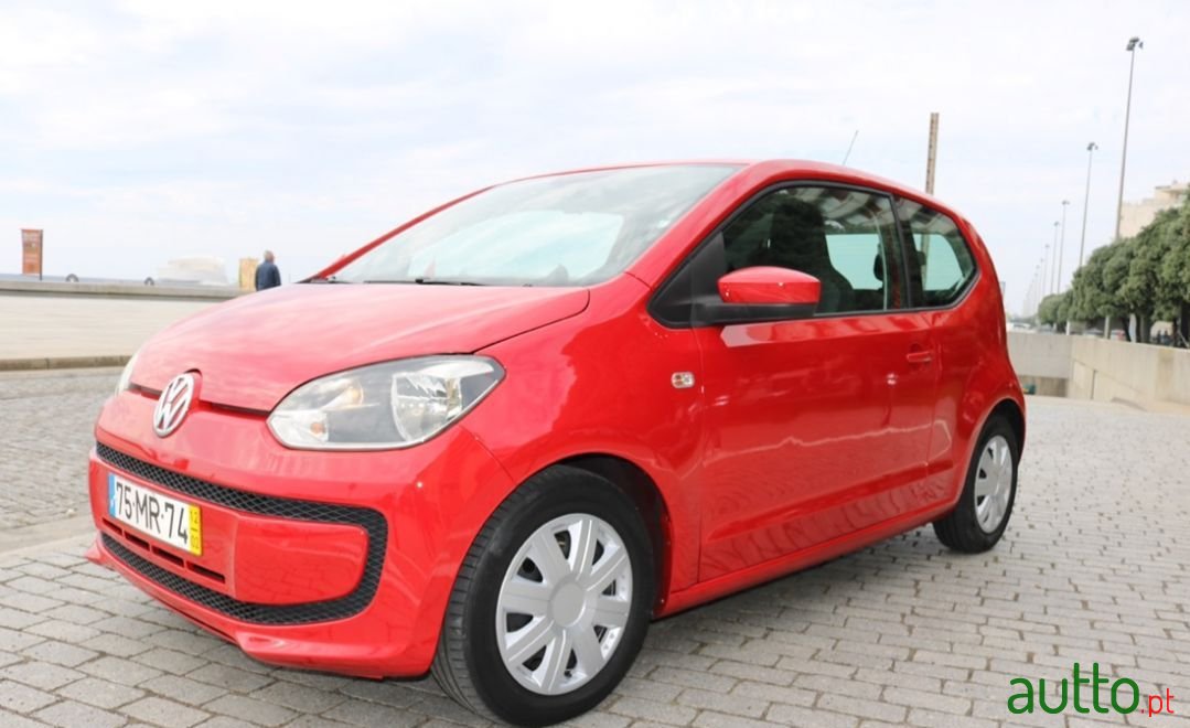 2012' Volkswagen Up photo #5