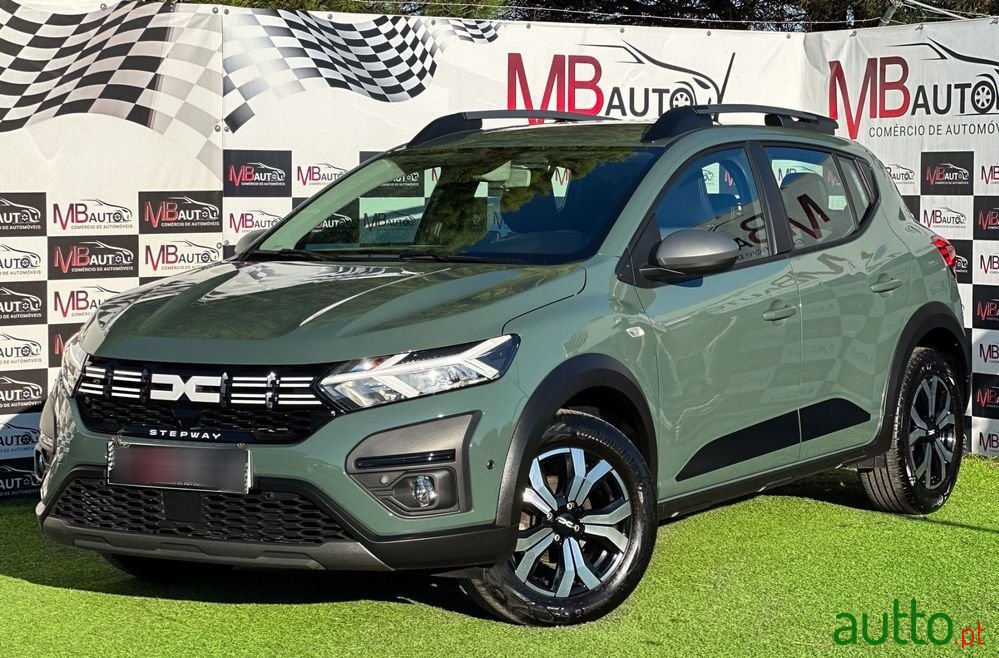 2022' Dacia Sandero photo #1