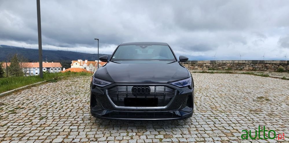 2022' Audi e-tron Sportback photo #5