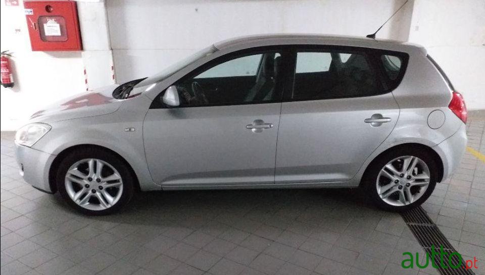 2008' Kia Ceed photo #1