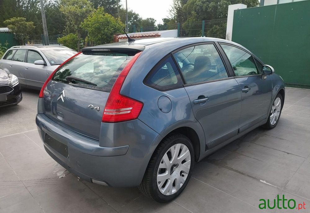 2006' Citroen C4 photo #3