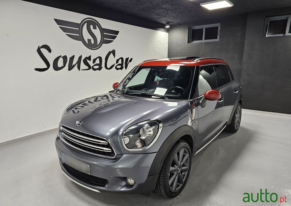 2016' MINI Countryman Cooper D photo #1