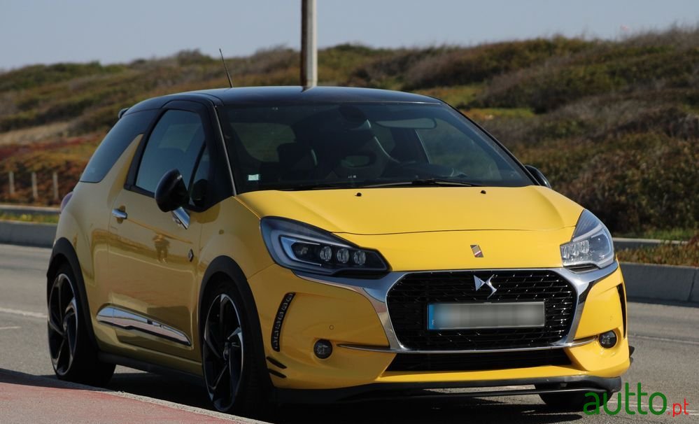 2017' DS Automobiles Ds3 photo #1
