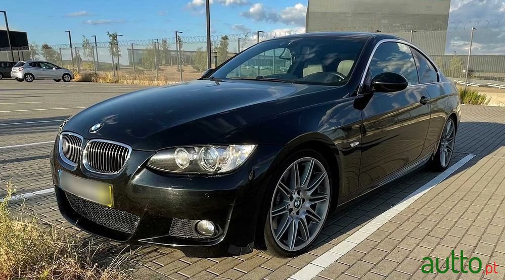 2007' BMW 330 D Auto photo #4