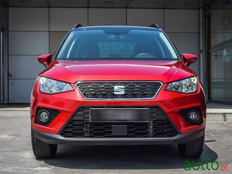 2021' SEAT Arona 1.0 Tsi Style Dsg photo #5