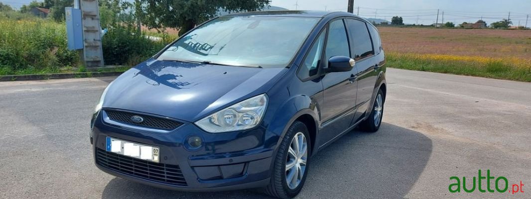 2007' Ford S-Max photo #2