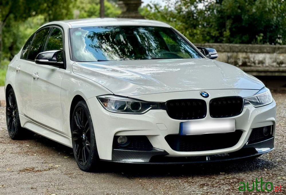 2013' BMW 320 photo #4