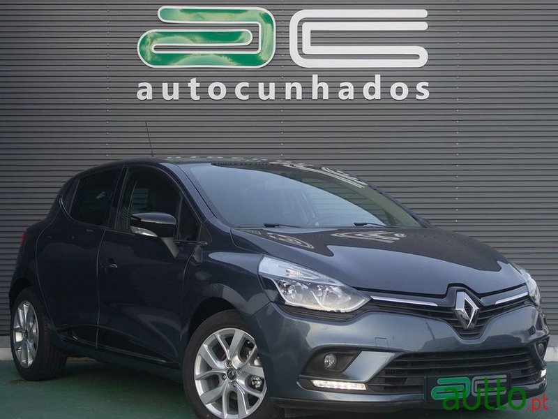 2019' Renault Clio 0.9 Tce Limited photo #1