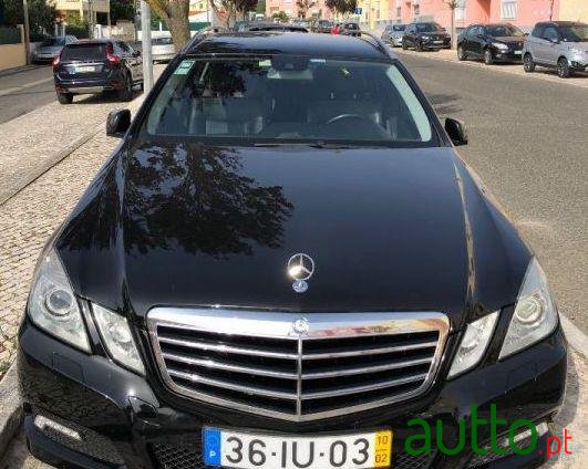 2010' Mercedes-Benz E-350 Avantgarde photo #2