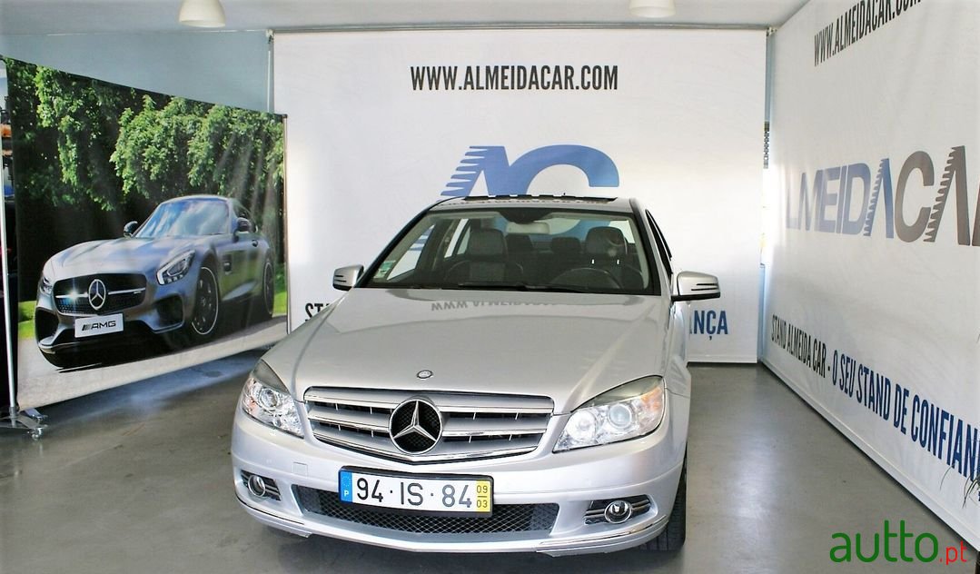 2009' Mercedes-Benz C-180 photo #3