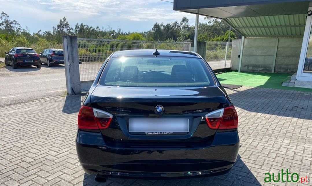 2008' BMW 320 photo #6