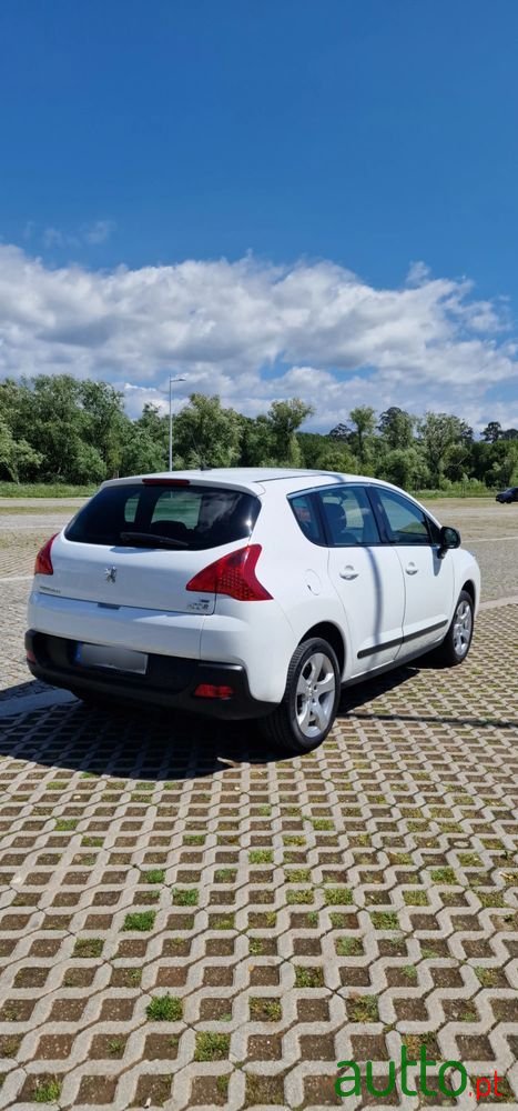 2013' Peugeot 3008 photo #3