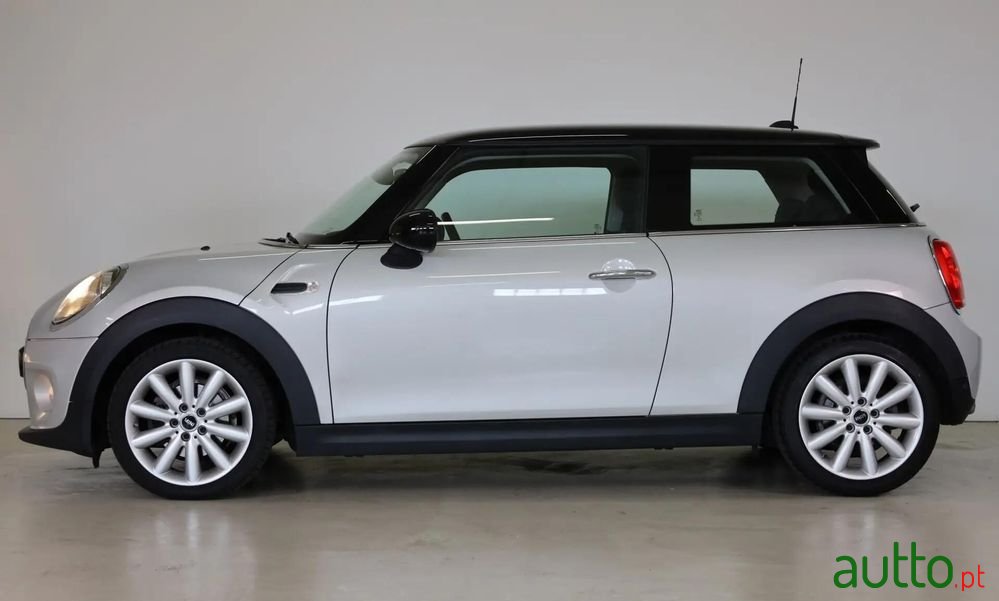 2018' MINI Cooper D 3 Portas photo #4