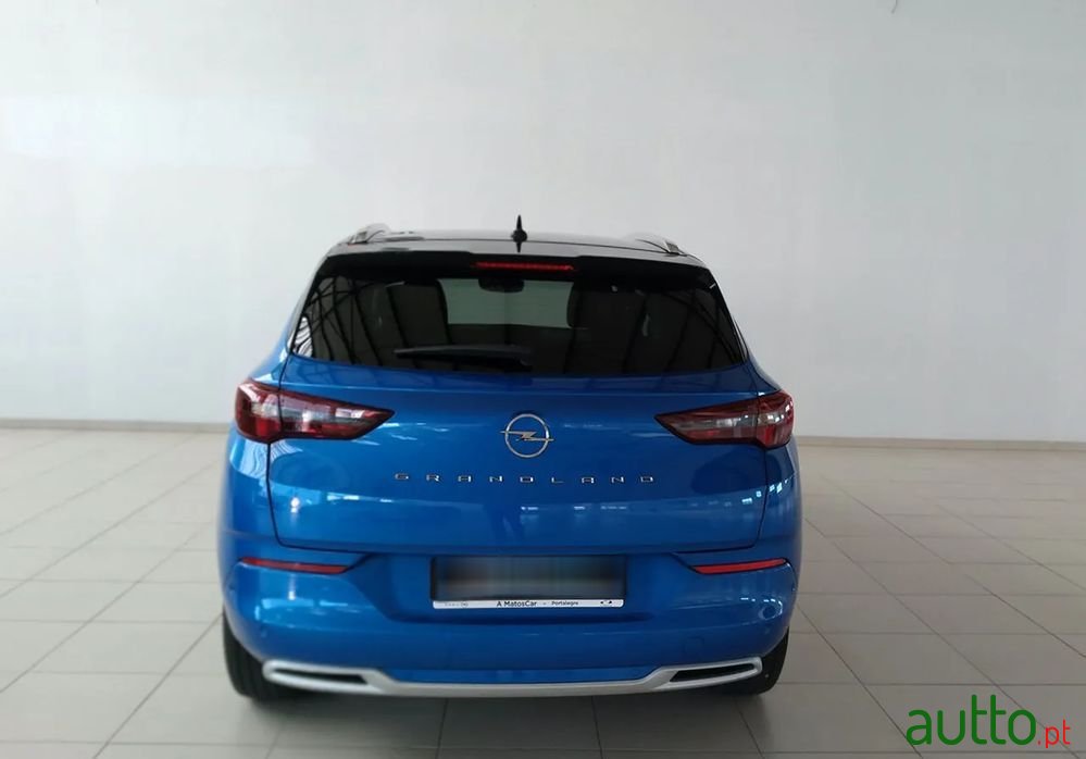2022' Opel Grandland 1.6 T Phev Ultimate photo #5