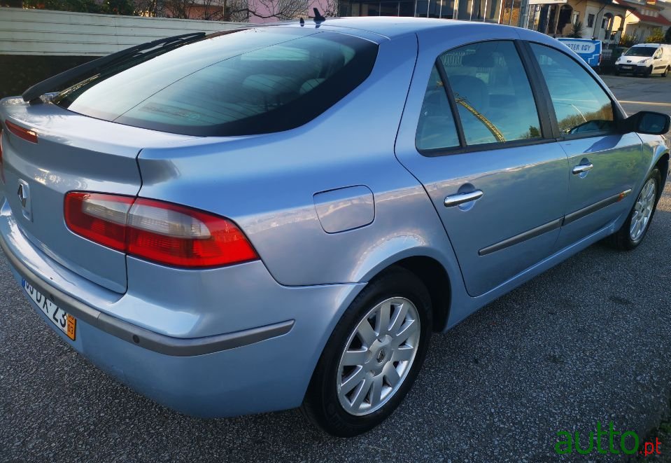 2003' Renault Laguna photo #3