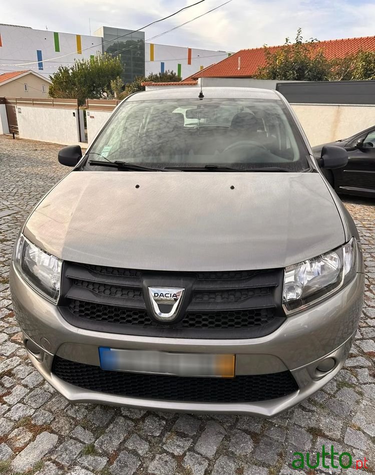2015' Dacia Sandero photo #1