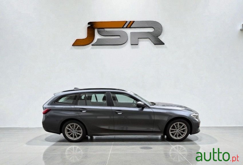 2022' BMW Série 3 photo #1