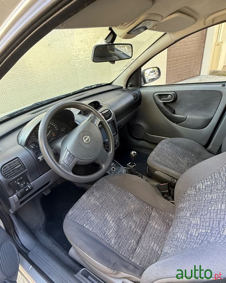 2001' Opel Corsa photo #6