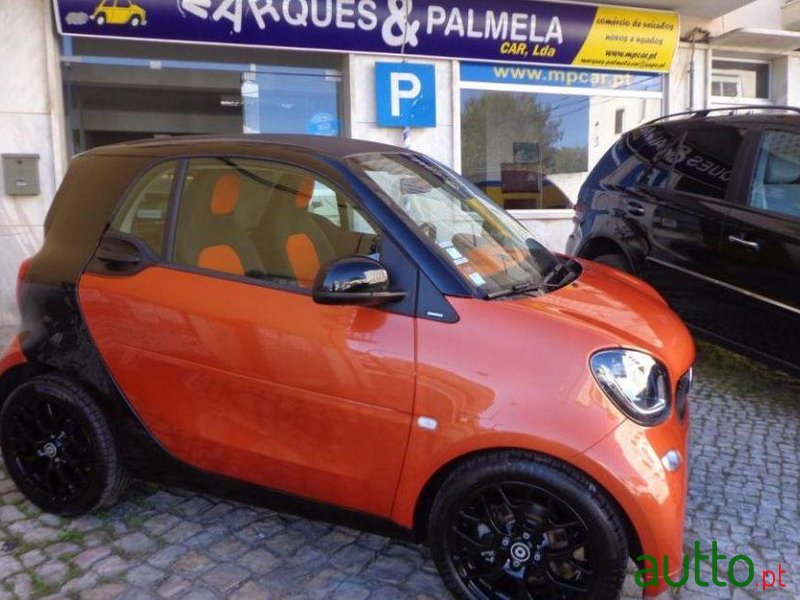 2015' Smart Fortwo 1.0 Passion 71 photo #1