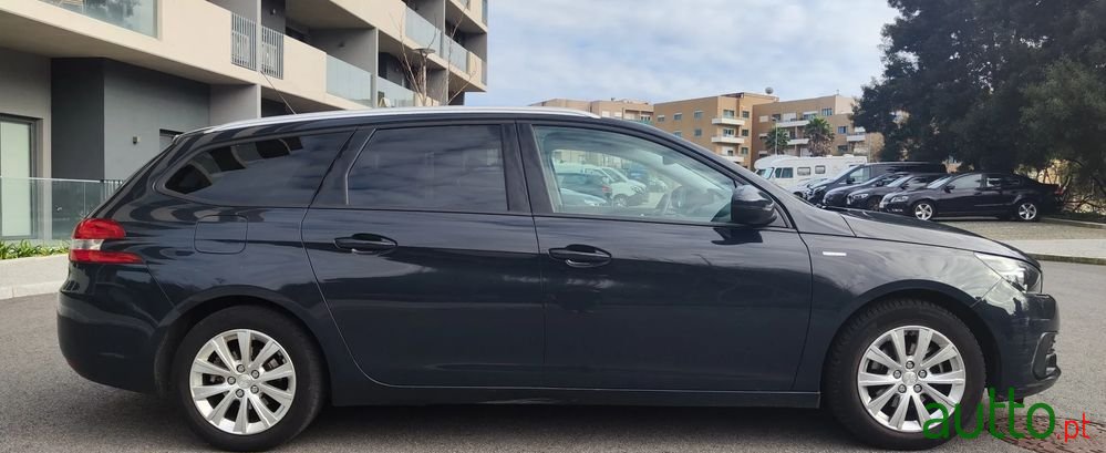 2019' Peugeot 308 Sw photo #4