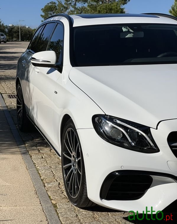 2016' Mercedes-Benz E 220 D Amg Designo photo #2