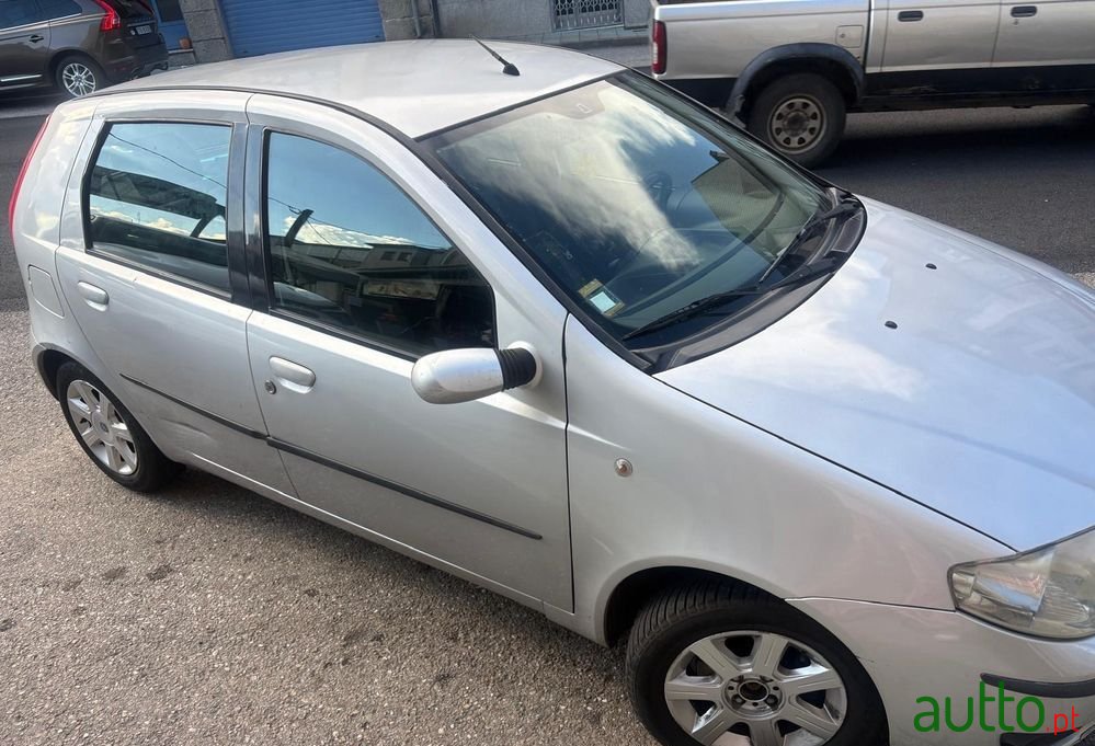 2007' Fiat Punto 70 Jtd Multijet Dynamic photo #2