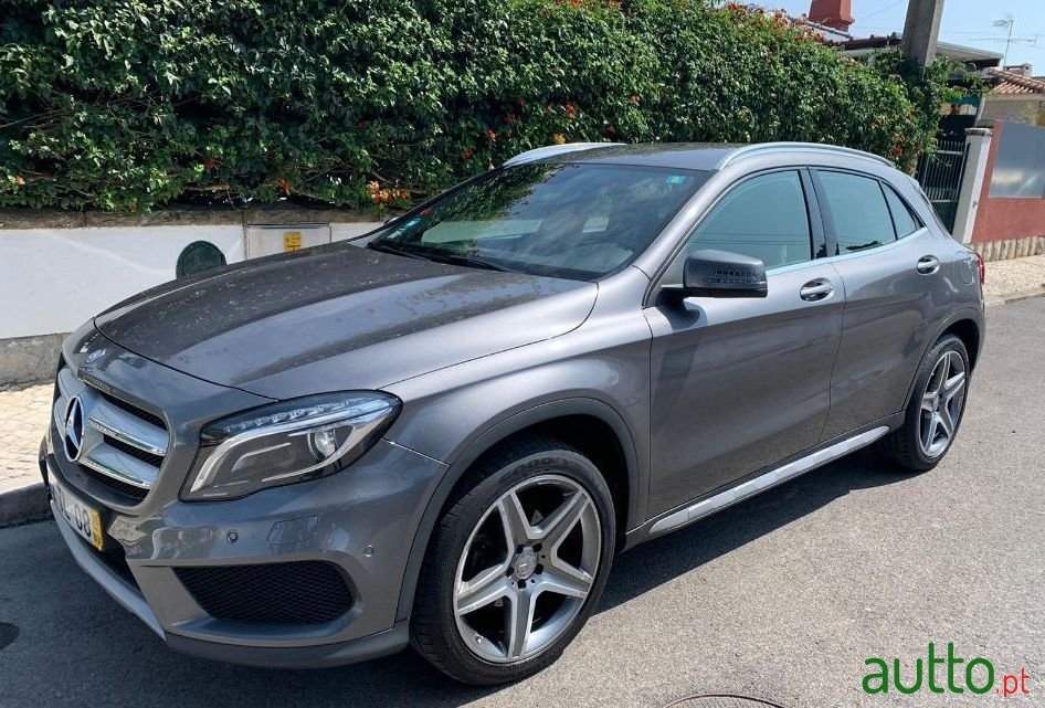 2015' Mercedes-Benz Gla-200 photo #1