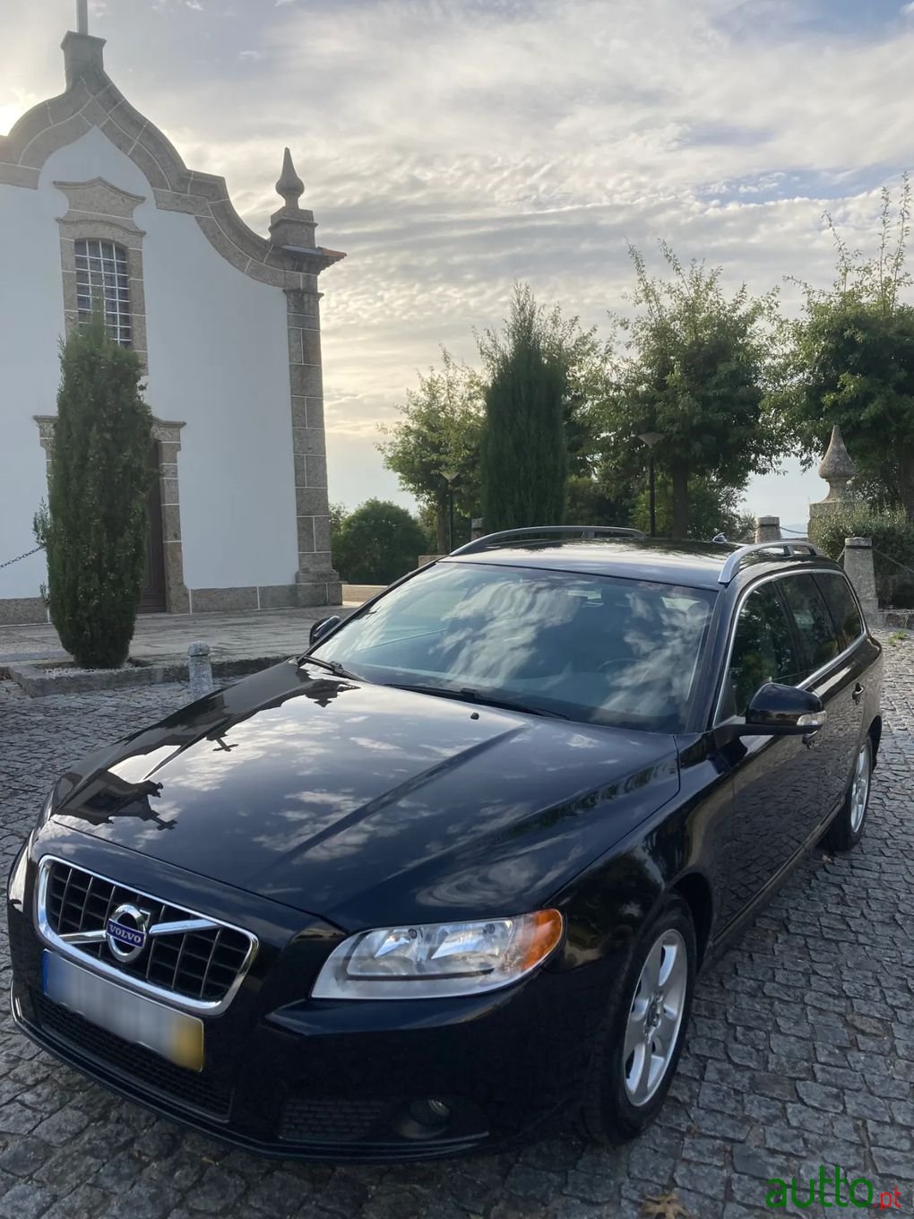 2009' Volvo V70 photo #3