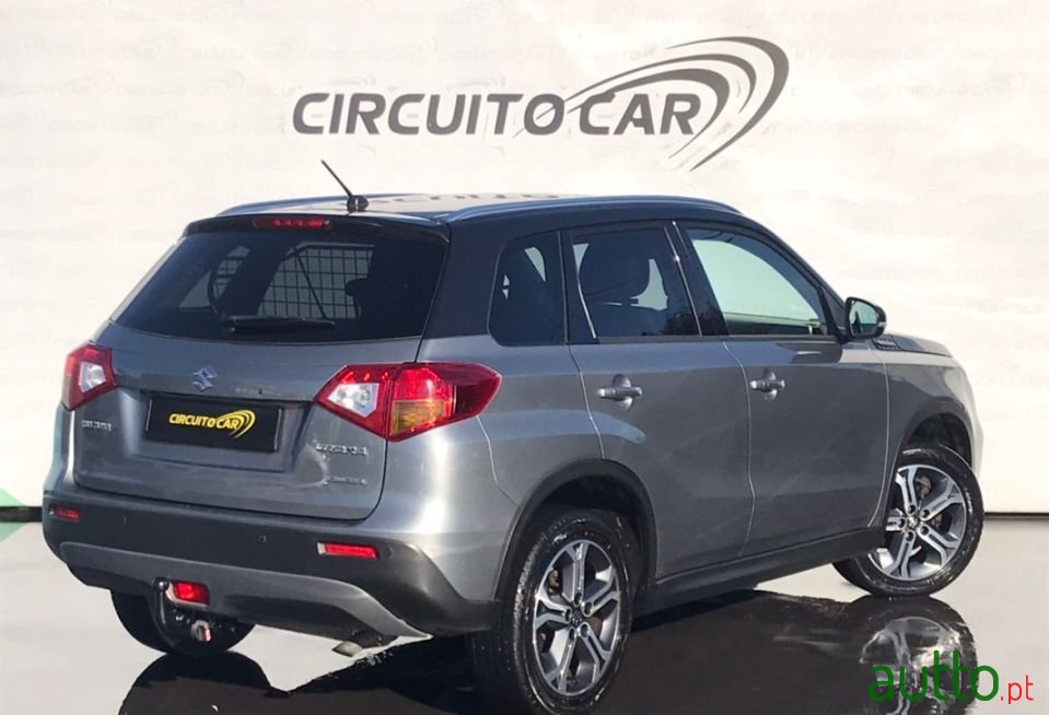 2016' Suzuki Vitara photo #3
