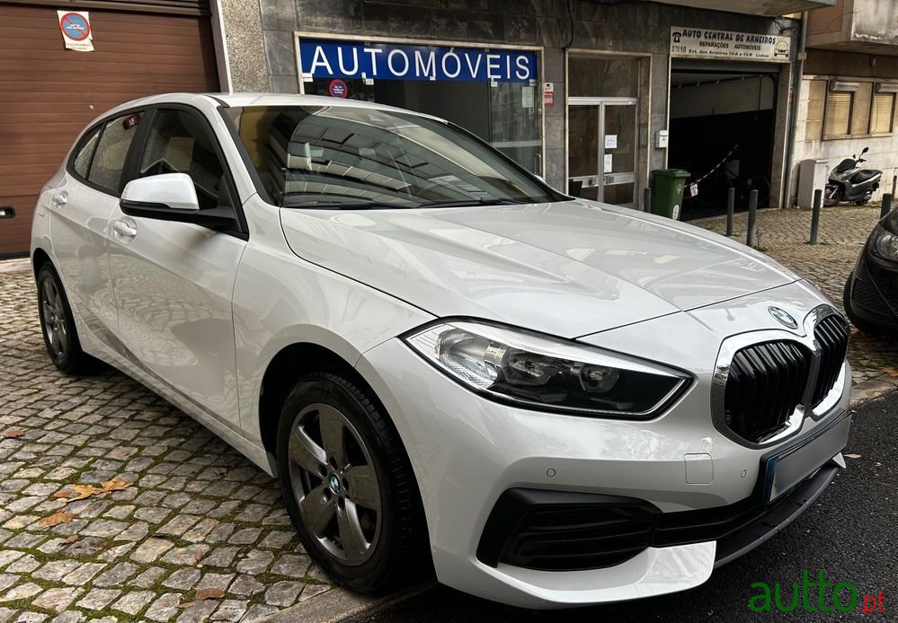 2019' BMW Série 1 D Corporate Edition photo #3