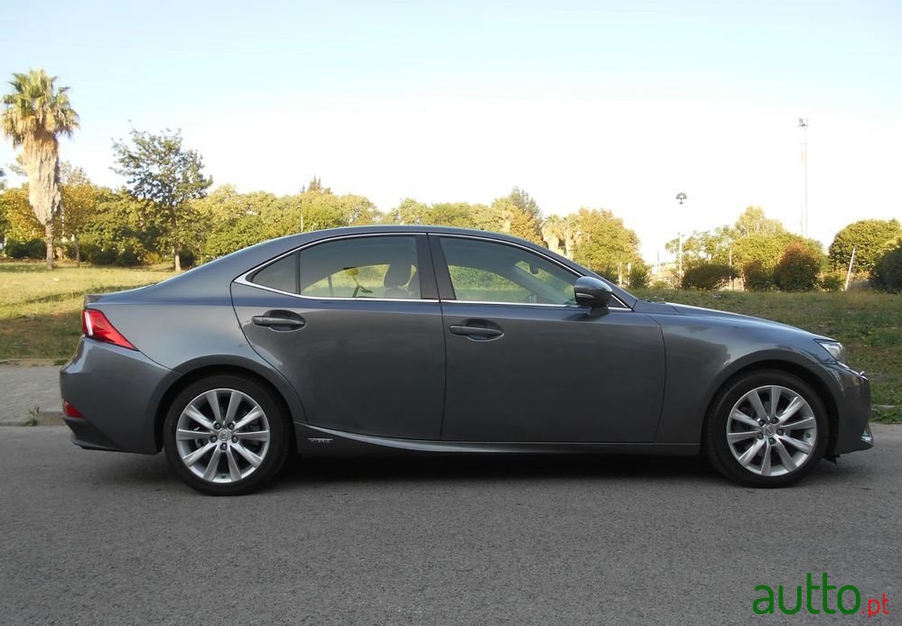 2014' Lexus Is 300H Pack Executive+ photo #1