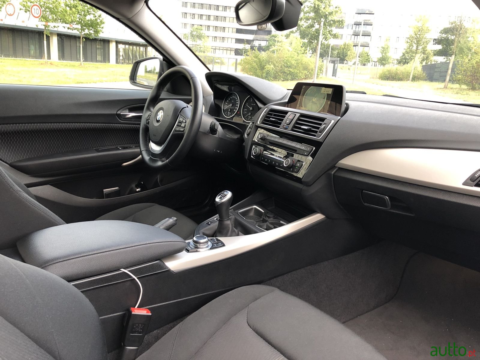 2015' BMW 2 Series photo #5