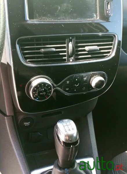 2019' Renault Clio 1.5 Dci Gt Line photo #5