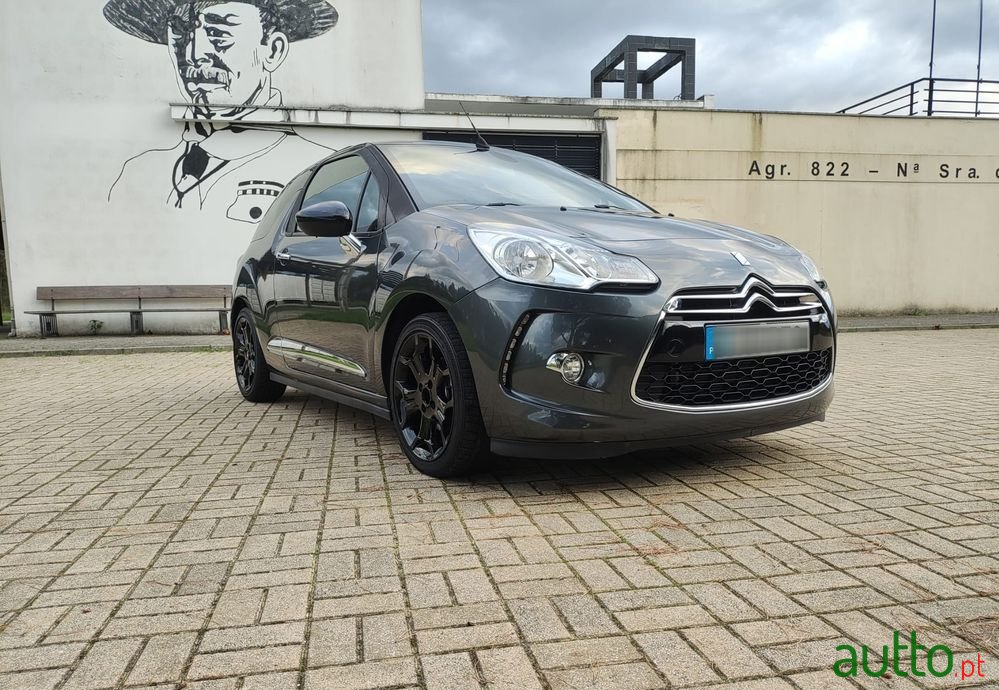 2013' Citroen DS3 photo #6