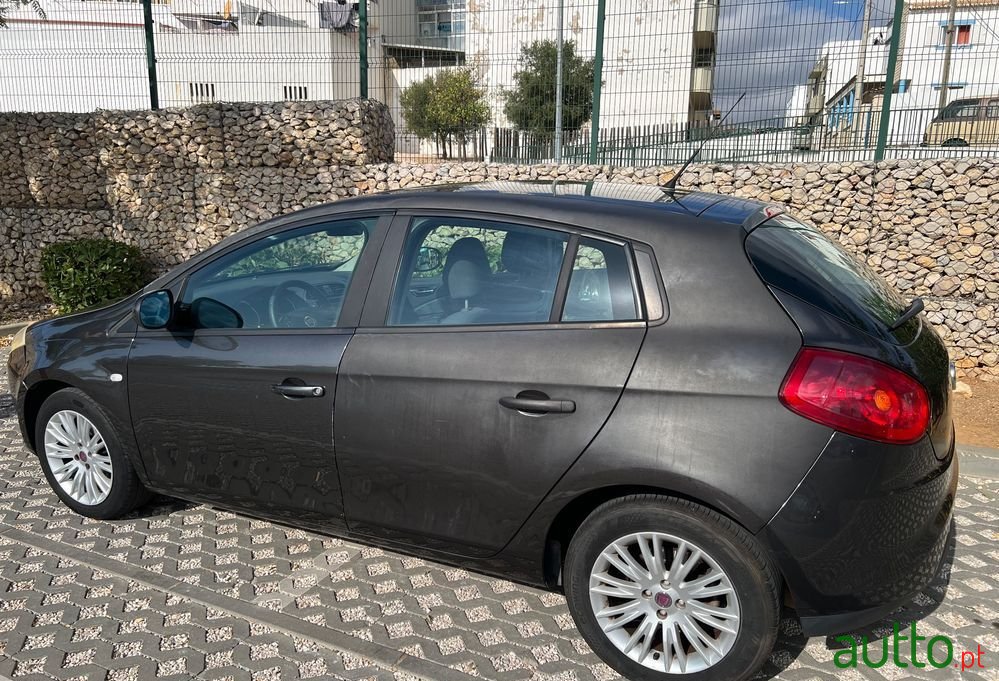 2010' Fiat Bravo 1.4 16V Dynamic photo #2
