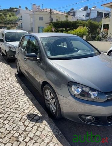 2011' Volkswagen Golf 1.6 Tdi Style Dsg photo #1