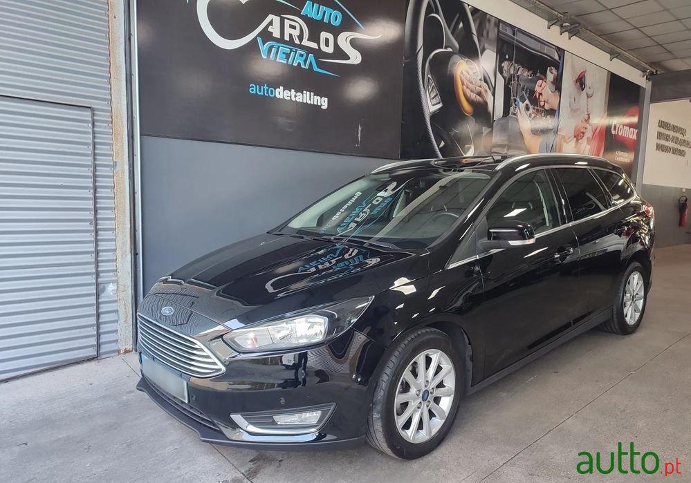 2017' Ford Focus Sw photo #3