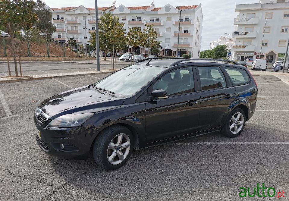 2009' Ford Focus Sw photo #5