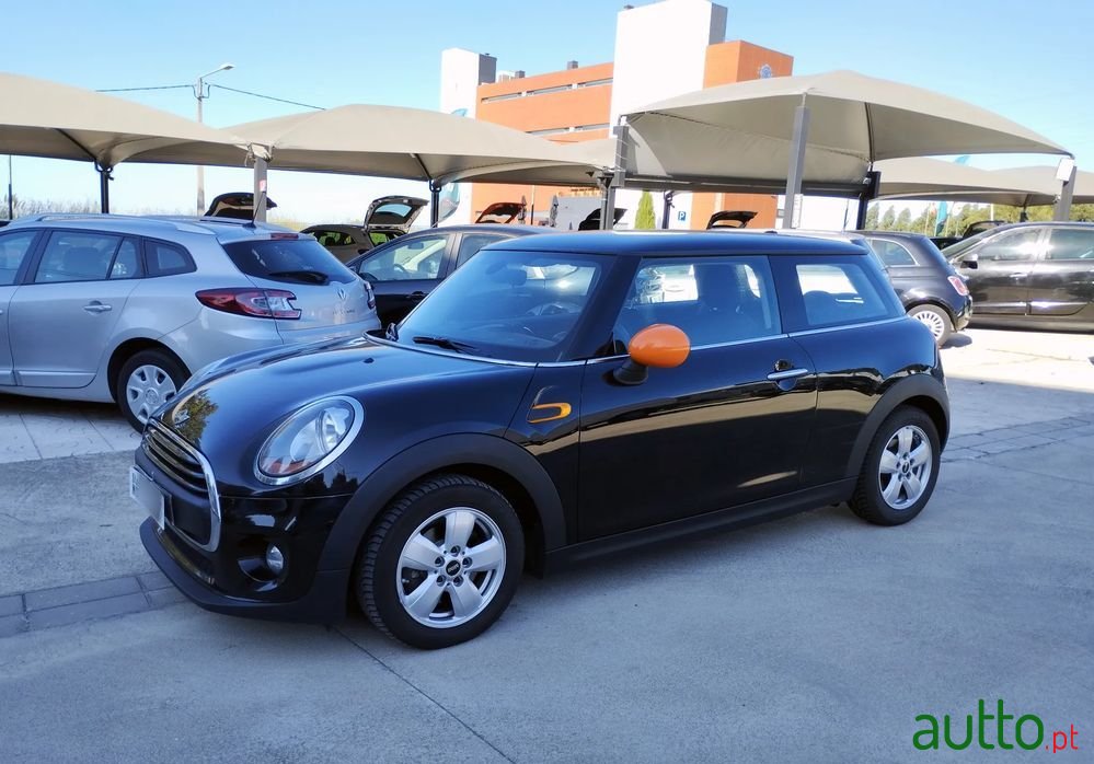 2018' MINI One First photo #3