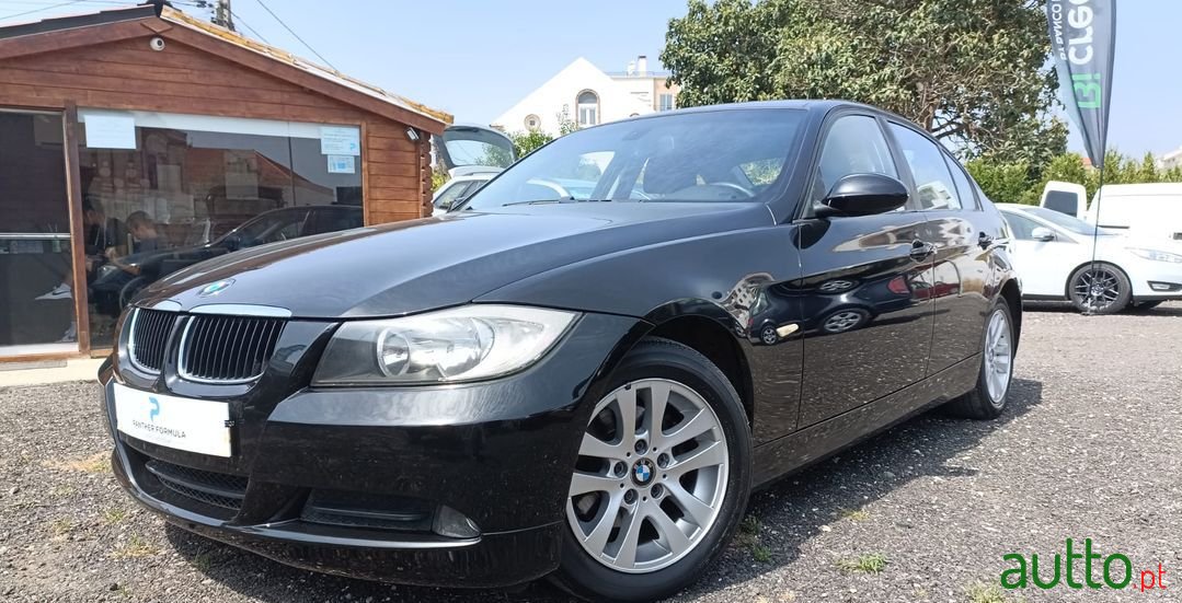 2008' BMW 318 photo #1