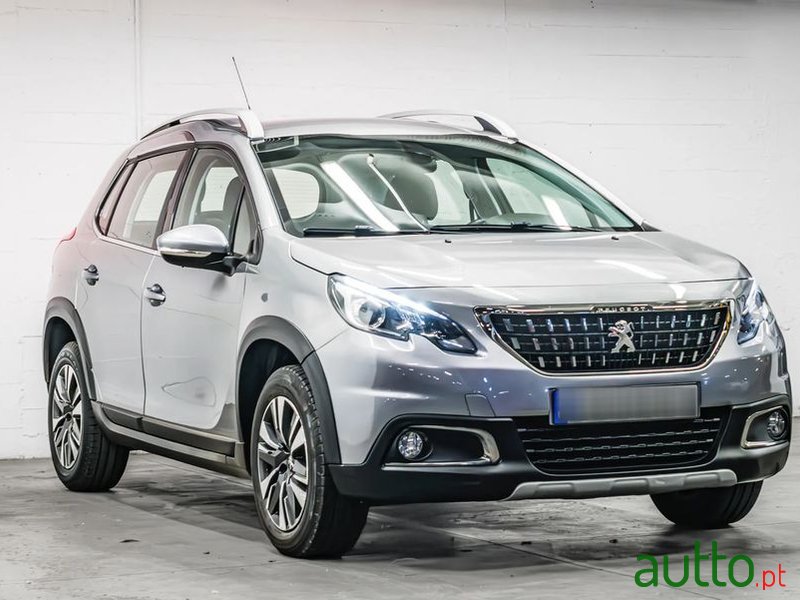 2018' Peugeot 2008 photo #1