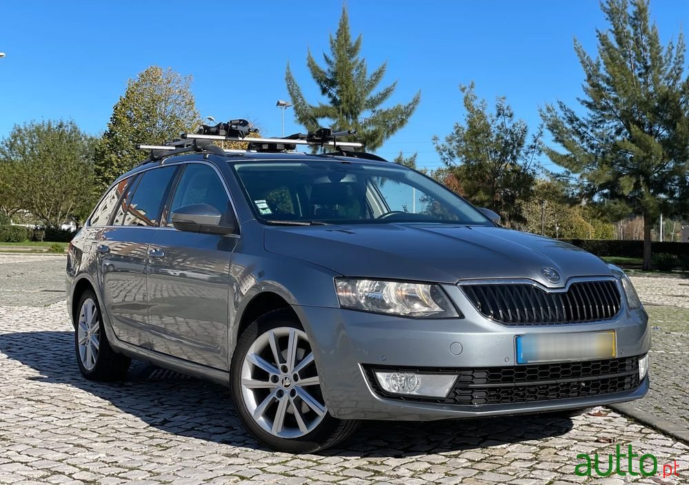 2013' Skoda Octavia Break photo #1