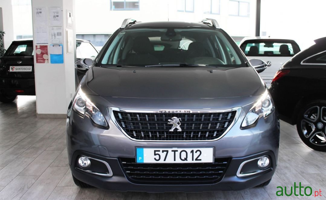2017' Peugeot 2008 photo #3