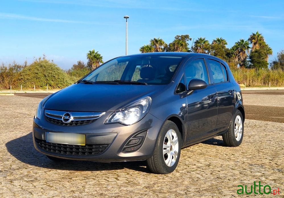 2014' Opel Corsa photo #6