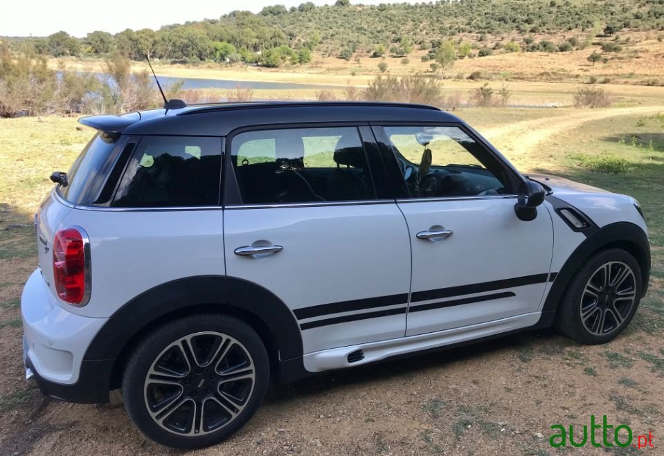 2014' MINI Countryman photo #6